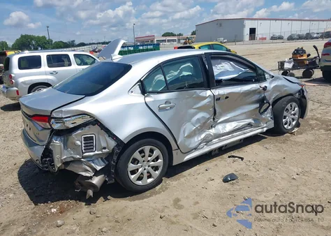 2021 Toyota Corolla Le z USA, uszkodzony, nr VIN JTDEPMAE5MJ141794